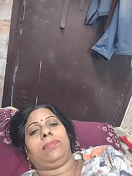 Snapshot of Soniya_Roy chatting on 07-10-26, 06:19 Soniya Roy online show from 07-10-26, 06:19