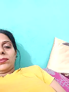 Soniya Roy online show from 10-31-25, 04:14