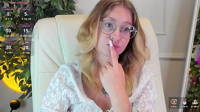 Nerissa xo online show from 10-04-25, 09:05