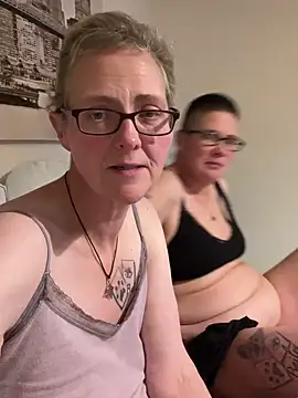 Curvy-Jinx online show from 12-04-25, 09:58