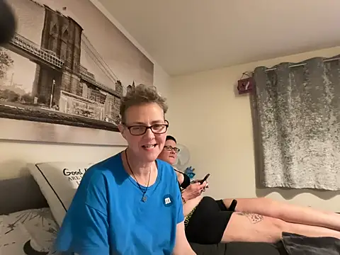 Snapshot of Curvy-Jinx chatting on 02-27-26, 11:15 Curvy-Jinx online show from 02-27-26, 11:15