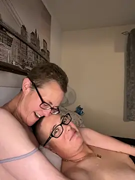 Curvy-Jinx online show from 10-09-25, 07:36