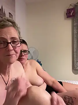 Curvy-Jinx online show from 12-03-25, 09:47