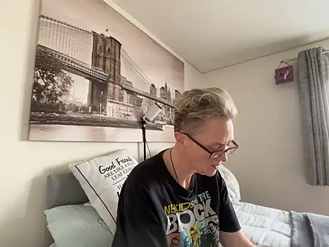 Curvy-Jinx online show from 03-23-26, 08:36