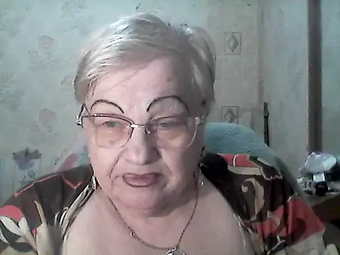 Snapshot of NatalieNorth chatting on 02-25-26, 11:04 NatalieNorth online show from 02-25-26, 11:04
