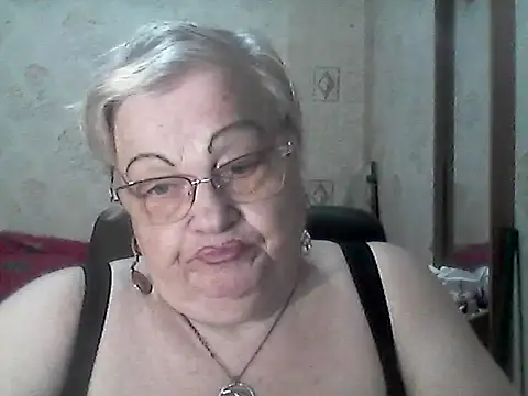 NatalieNorth online show from 05-25-26, 06:39