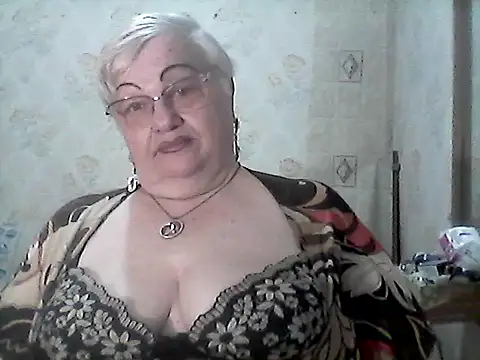 NatalieNorth online show from 04-28-26, 02:27