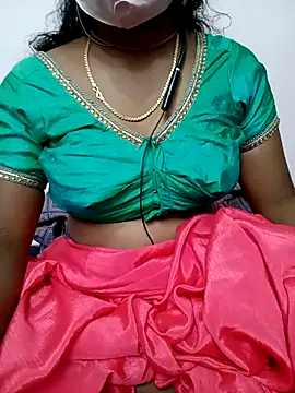 Snapshot of Cute_Renuka chatting on 10-09-25, 05:57 Cute Renuka online show from 10-09-25, 05:57