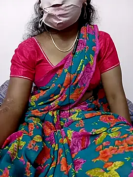 Snapshot of Cute_Renuka chatting on 10-10-25, 05:14 Cute Renuka online show from 10-10-25, 05:14