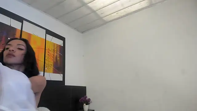 MeganRhyder online show from 06-04-26, 05:06