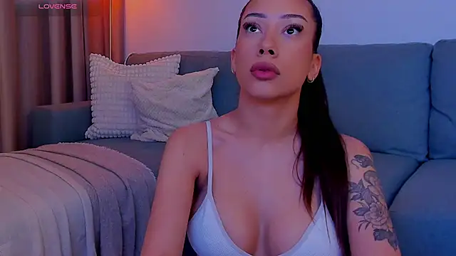 AlessandraCrystal online show from 12-02-25, 03:25