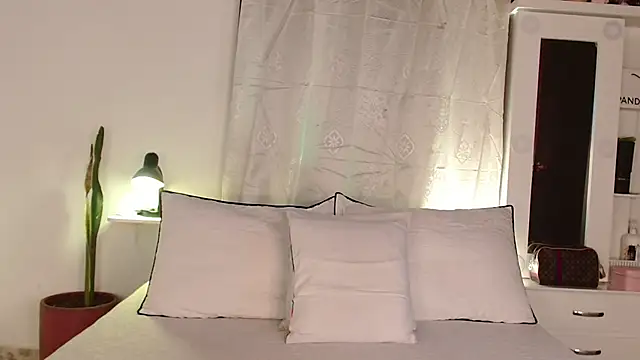 brunoorangel1 online show from 09-29-25, 05:29