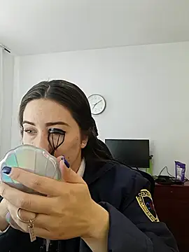 Snapshot of SUSY__06 chatting on 11-07-25, 12:10 SUSY 06 online show from 11-07-25, 12:10