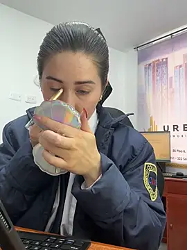 Snapshot of SUSY__06 chatting on 01-15-26, 12:08 SUSY 06 online show from 01-15-26, 12:08