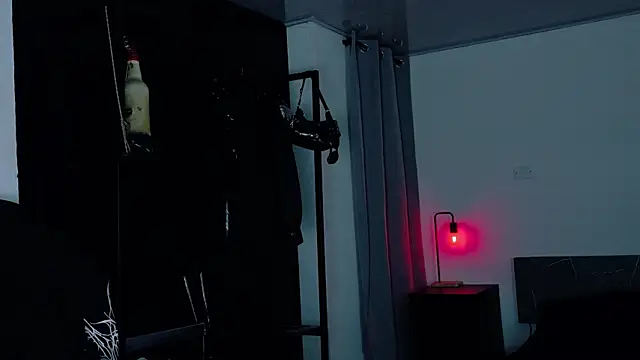 Angelabl0odborne online show from 03-31-26, 11:07