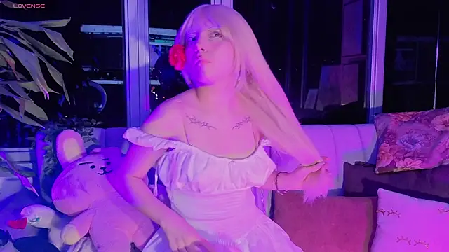 Melody-chers online show from 10-25-25, 04:44