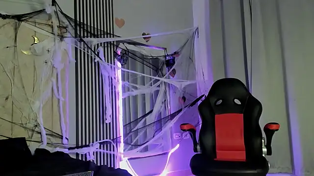 rachell owen online show from 10-22-25, 04:12