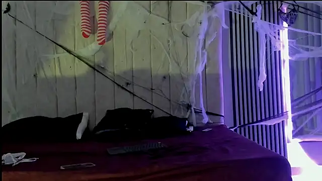 rachell owen online show from 10-29-25, 04:11