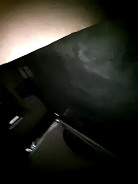 Snapshot of MaxB057 chatting on 10-12-25, 06:53 MaxB057 online show from 10-12-25, 06:53