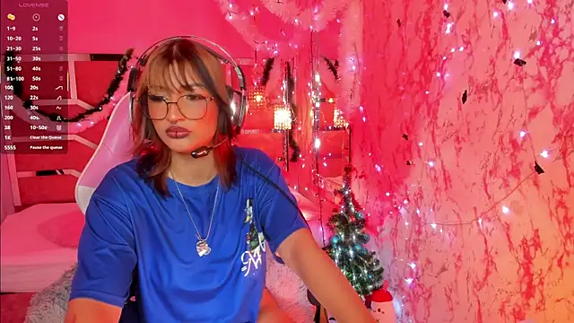 AriaNova  online show from 12-22-25, 12:49