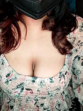 darling devil online show from 12-13-25, 08:04