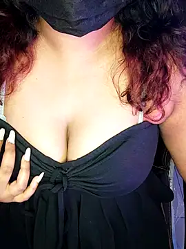 darling devil online show from 11-24-25, 05:24