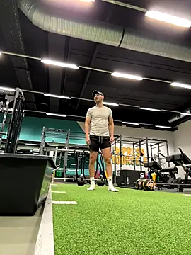 Snapshot of isaacanoua chatting on 11-03-25, 08:45 isaacanoua online show from 11-03-25, 08:45