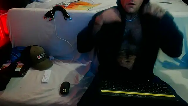 Luv2SuckBWC92 online show from 09-16-25, 05:41