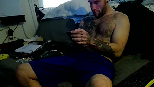 Luv2SuckBWC92 online show from 12-05-25, 04:05