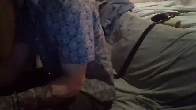 Snapshot of Luv2SuckBWC92 chatting on 02-27-26, 02:01 Luv2SuckBWC92 online show from 02-27-26, 02:01