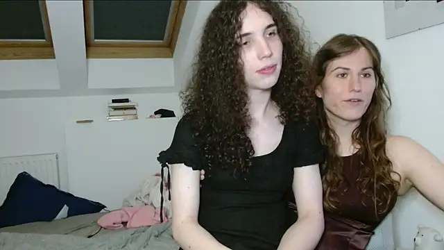 Snapshot of tsbubbles760 chatting on 10-07-25, 08:10 tsbubbles760 online show from 10-07-25, 08:10