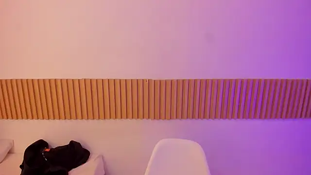 OliviaSweett online show from 11-20-25, 06:41