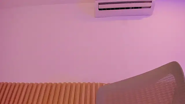 OliviaSweett online show from 06-24-26, 06:50