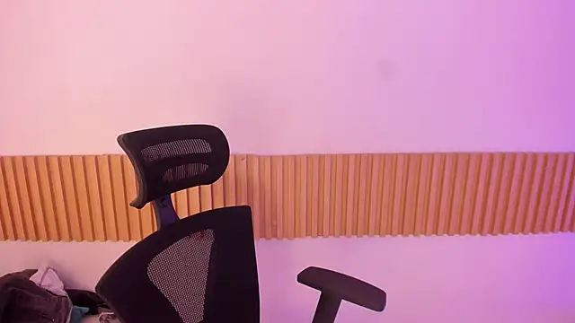 OliviaSweett online show from 09-10-25, 07:13
