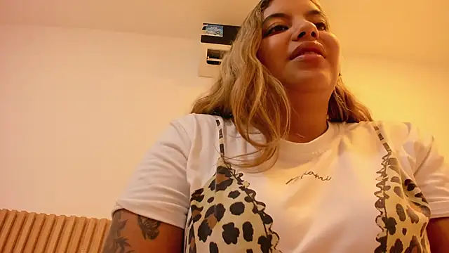 OliviaSweett online show from 06-04-26, 06:34