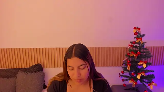 OliviaSweett online show from 12-01-25, 05:58