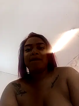 nathaliamiller online show from 12-16-25, 07:51