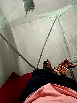 Snapshot of monubigcoock chatting on 10-09-25, 04:18 monubigcoock online show from 10-09-25, 04:18