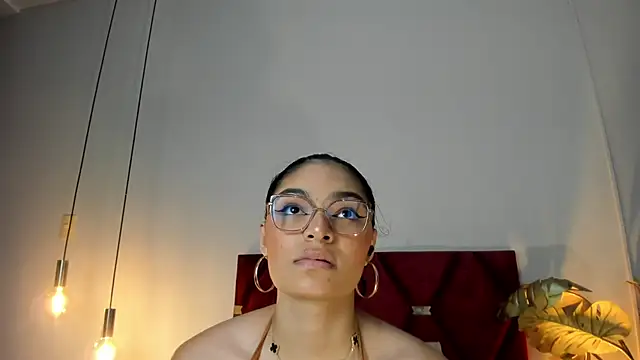 LunaAspen  online show from 11-26-25, 05:57