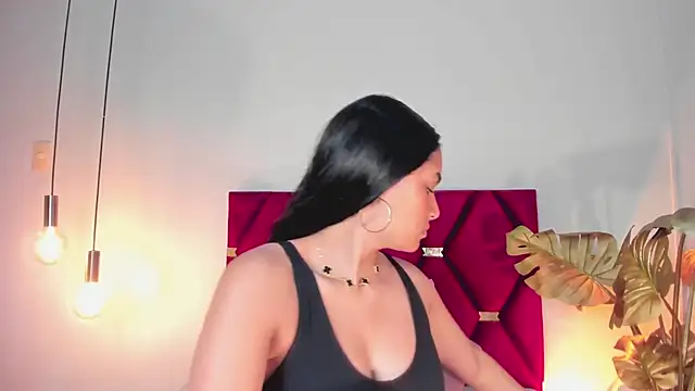 LunaAspen  online show from 11-11-25, 05:52