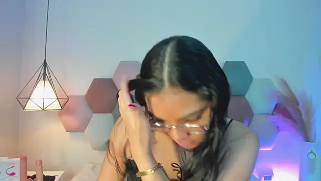 LunaAspen  online show from 10-03-25, 05:58