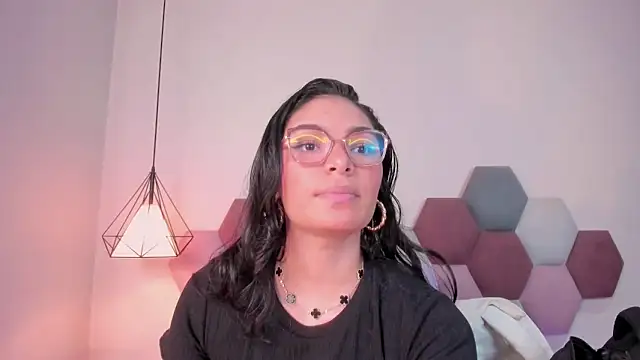 LunaAspen  online show from 03-05-26, 06:04