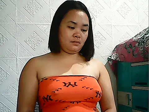 CreamyPussy4uxx online show from 02-19-26, 03:47