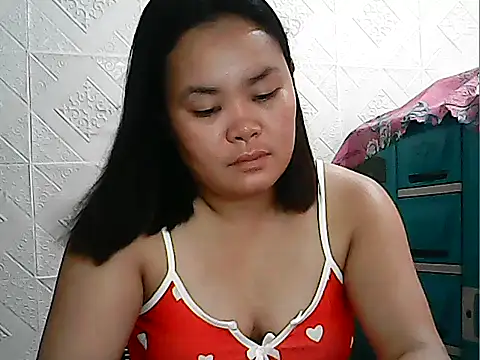 CreamyPussy4uxx online show from 04-22-26, 02:18