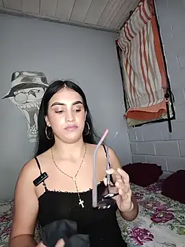 Bigtiti01 online show from 06-23-26, 12:52