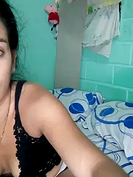 Snapshot of Bigtiti01 chatting on 10-05-25, 06:53 Bigtiti01 online show from 10-05-25, 06:53