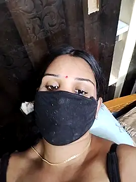 Snapshot of Devi-with-Ram chatting on 11-17-25, 04:44 Devi-with-Ram online show from 11-17-25, 04:44