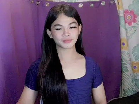 caramiya online show from 06-15-26, 01:33