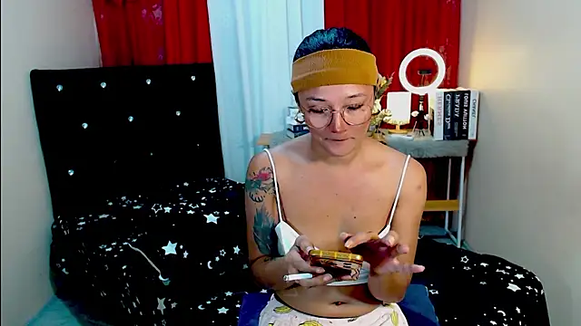 fantasticsophia69 online show from 01-17-26, 08:07