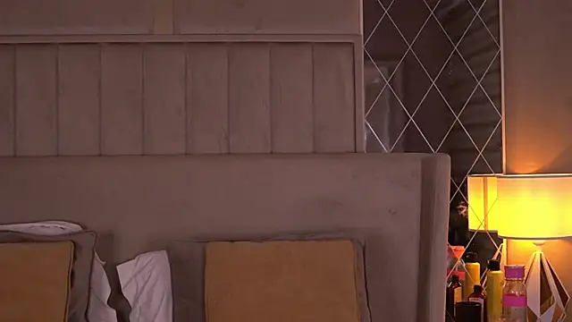 FrancescaDante online show from 01-09-26, 06:09